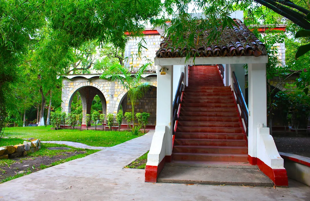 Hotel Spa Taninul-1