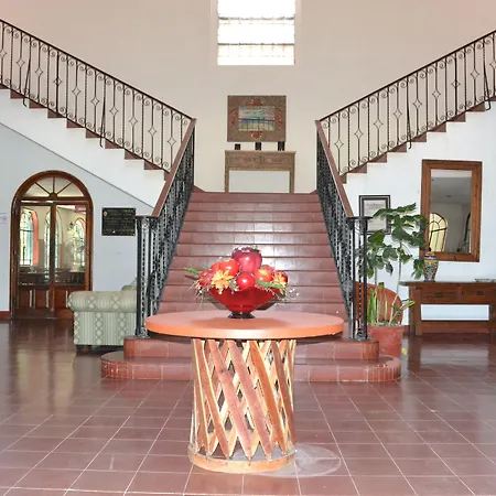 Hotel Spa Taninul-2