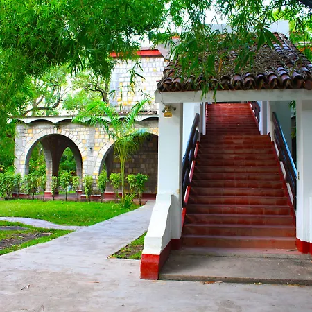 Hotel Spa Taninul-2